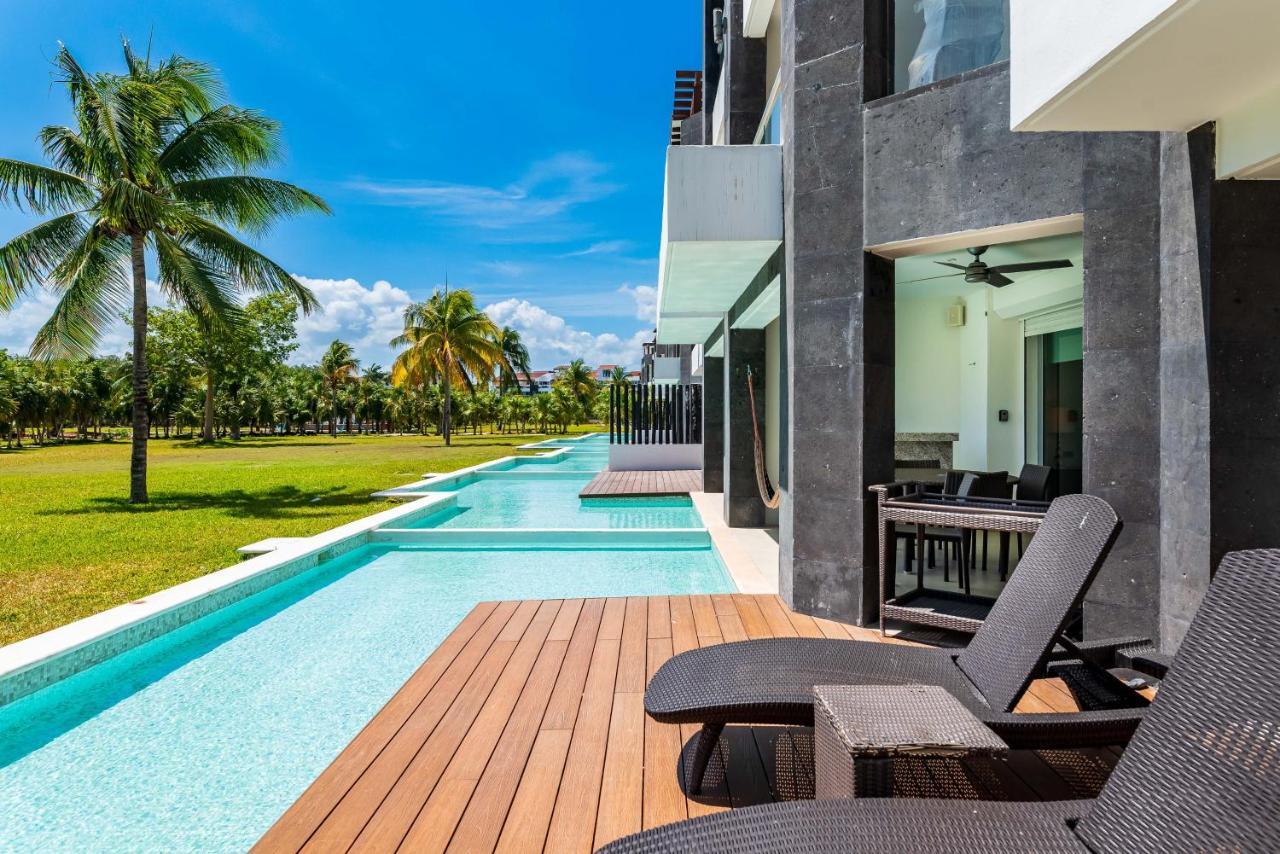 Mareazul Beach Front Condos At Playa Del Carmen Eksteriør bilde