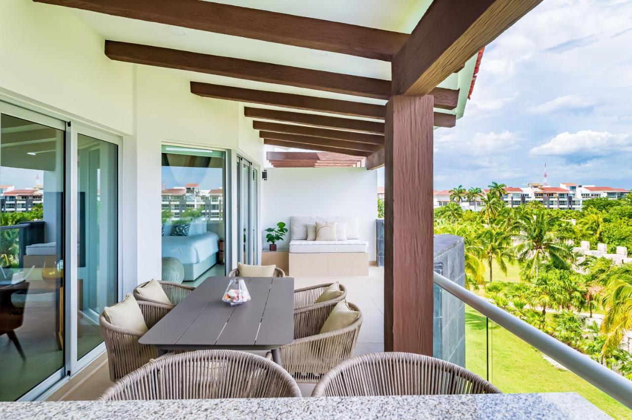 Mareazul Beach Front Condos At Playa Del Carmen Eksteriør bilde